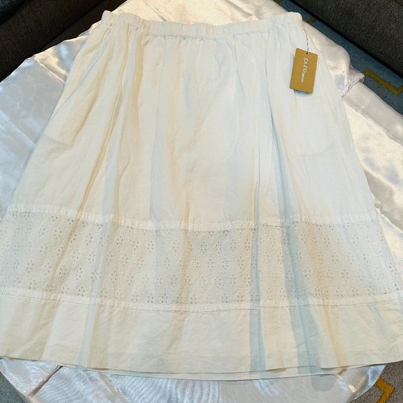 New PURE DKNY White Linen Toile w/Eyelet Detail Midi Skirt, Size L (NWT) - Picture 1 of 11
